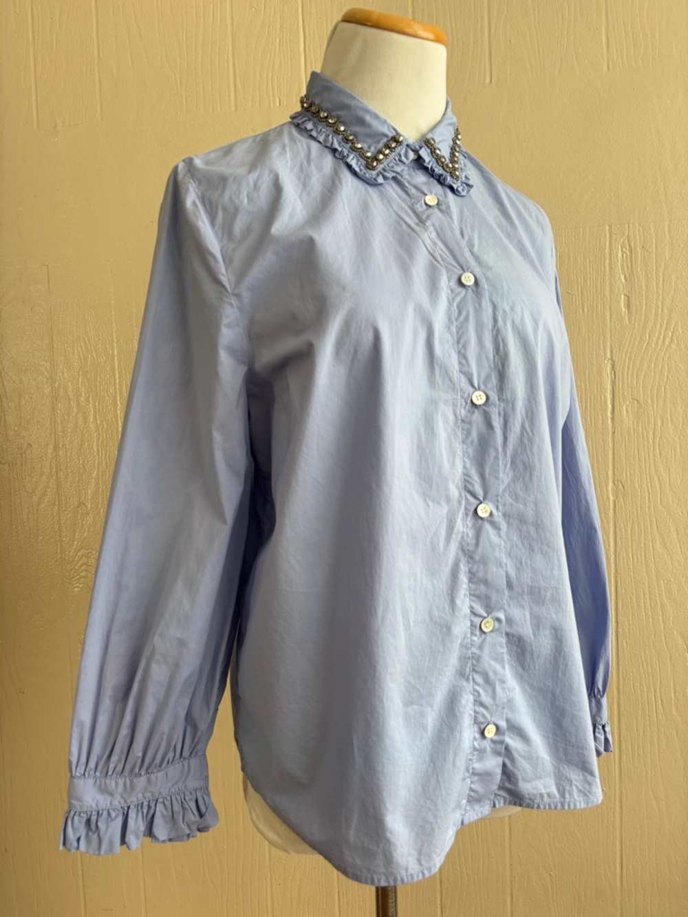 Essentiel Antwerp Glass Rhinestone Beaded Ruffle Collar Button Up Shirt - Picture 3 of 12